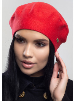 Women's beret Skazka